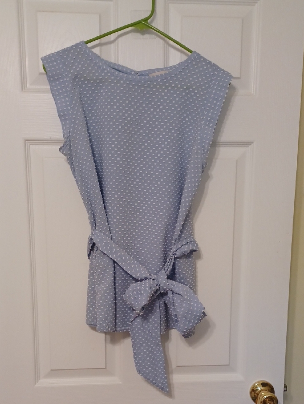 Loft Sz SN Sleeveless Light Blue Textured Polka Dot Tie-Waist Top